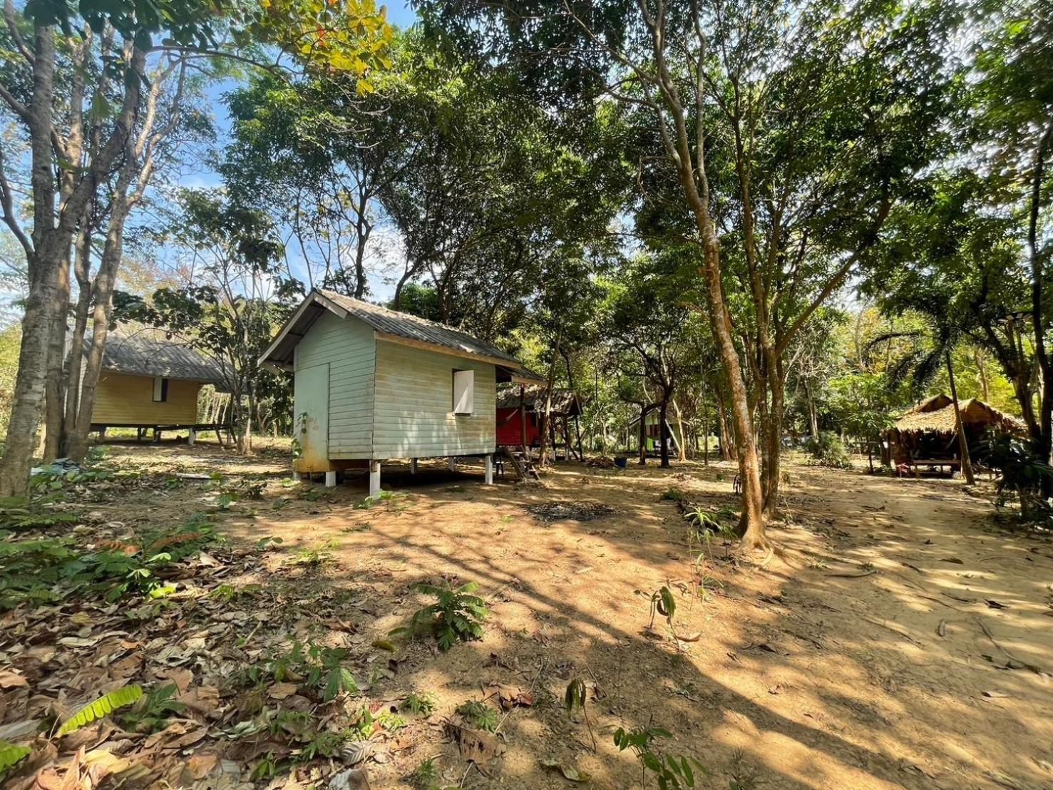 Eternal Forest Beach Bar&Bungalow Koh Chang Ranong Exterior foto
