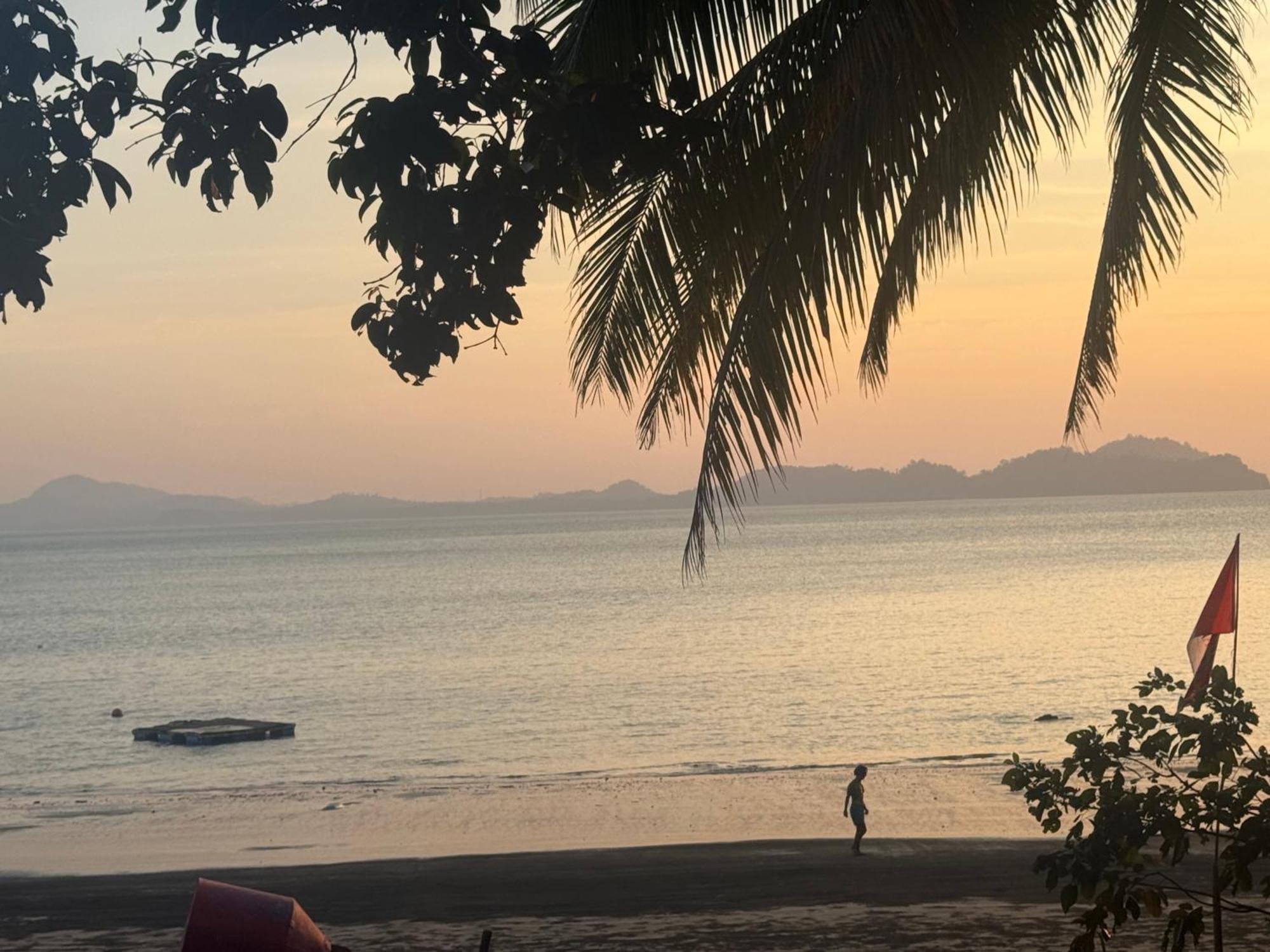 Eternal Forest Beach Bar&Bungalow Koh Chang Ranong Exterior foto